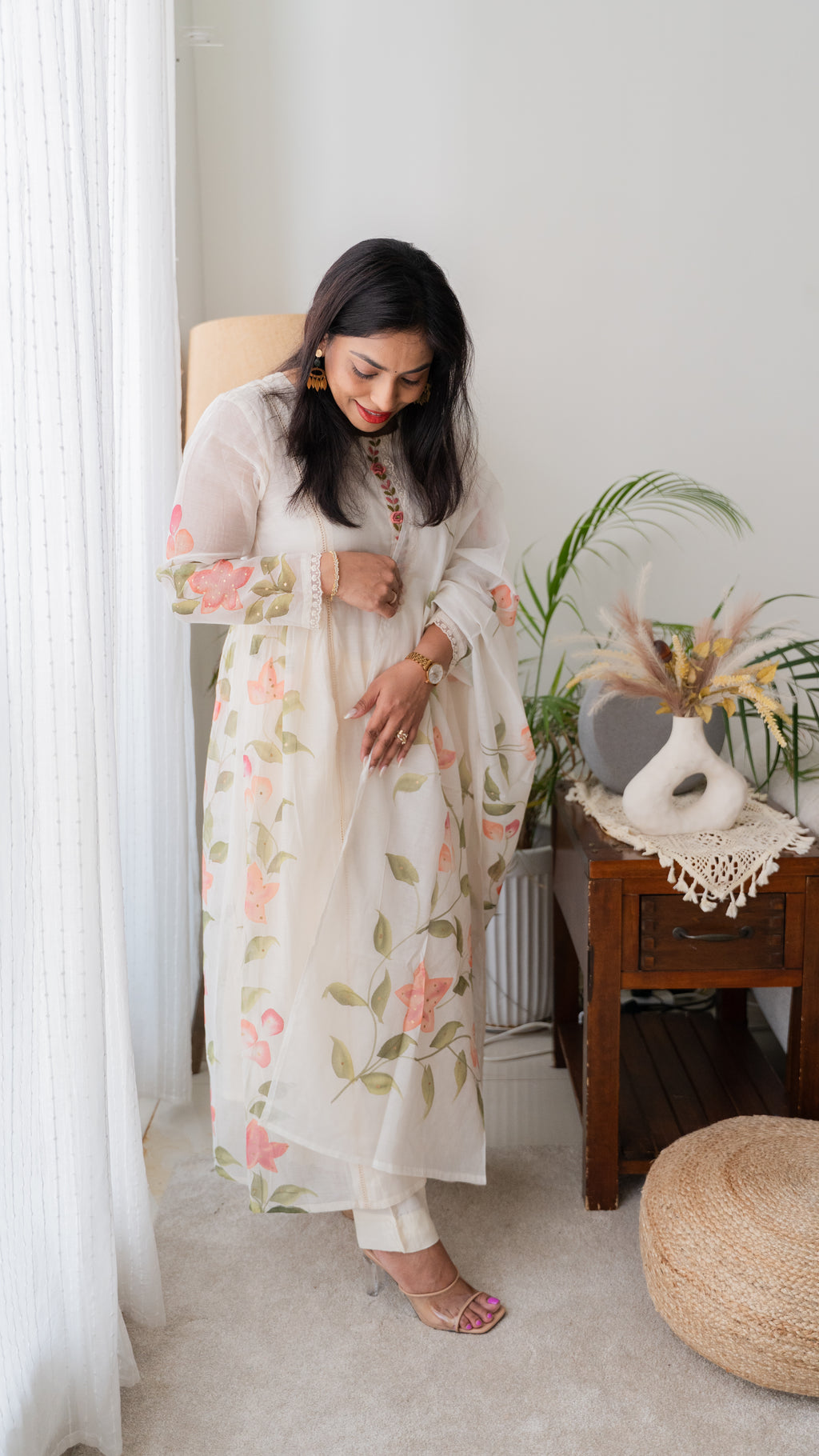 Mul-Flower Handpaint Suit Set